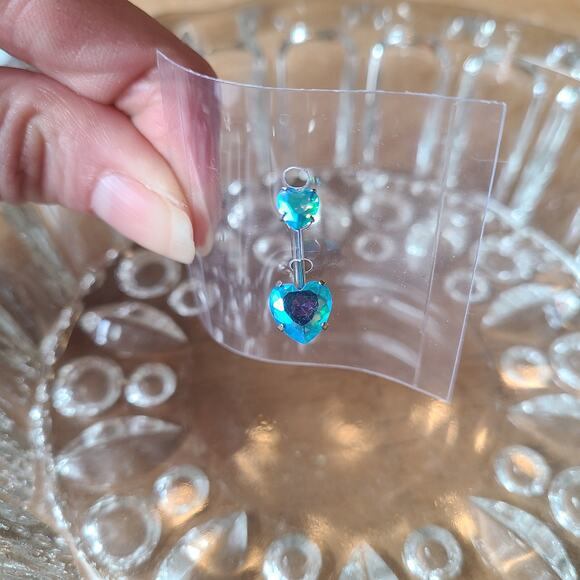 CLAIRE'S TITANIUM BELLY‎ Button PIERCING Bar JEWELRY Blue Gem Stone Heart NEW - Picture 1 of 4